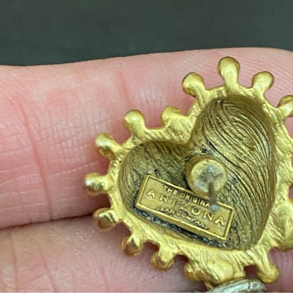 Vintage ARIZONA Jeans Co. Gold-tone Heart Beaded Drop Earrings - Picture 13 of 13